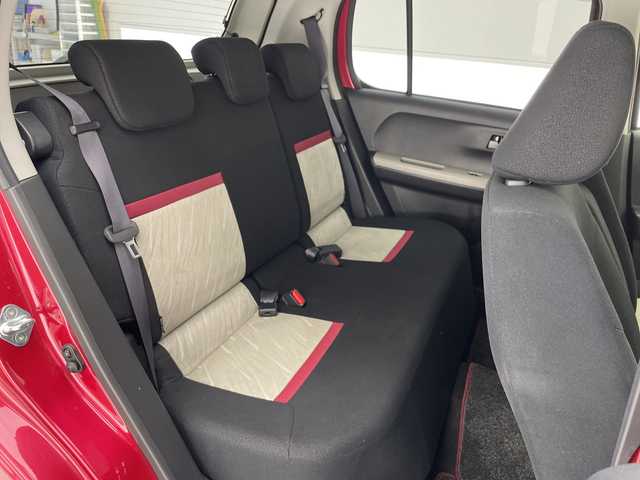 トヨタ パッソ モーダ　S 愛知県 2016(平28)年 1.4万km マゼンタベリーマイカM 衝突軽減システム/純正ナビ/バックカメラ/フルセグ/CD DVD/Bluetooth/コーナーセンサー/LEDヘッドライト/ステアリングスイッチ/スマートキー/プッシュスタート