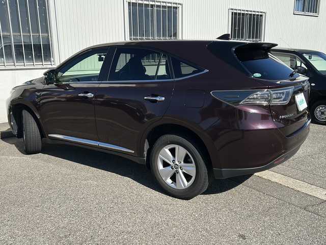 トヨタ ハリアー エレガンス 富山県 2017(平29)年 7万km ブラキッシュレッドマイカ ワンオーナー/スマートキー×２/ハーフレザーシート/ALPINE製9インチメモリーナビ(EX9V)/DVD/MSV/BT/フルセグTV/バックカメラ/9インチフリップダウンモニター(PXH9S-R)/ビルトインETC/ステアリングスイッチ/皮巻きステアリング/前後ドラレコ(ZDR-015)/パワーシート/クリアランスソナー/オートリトラミラー/レーダークルコン/純正17インチAW/横滑り防止装置/保証書・取説・ナビ取説