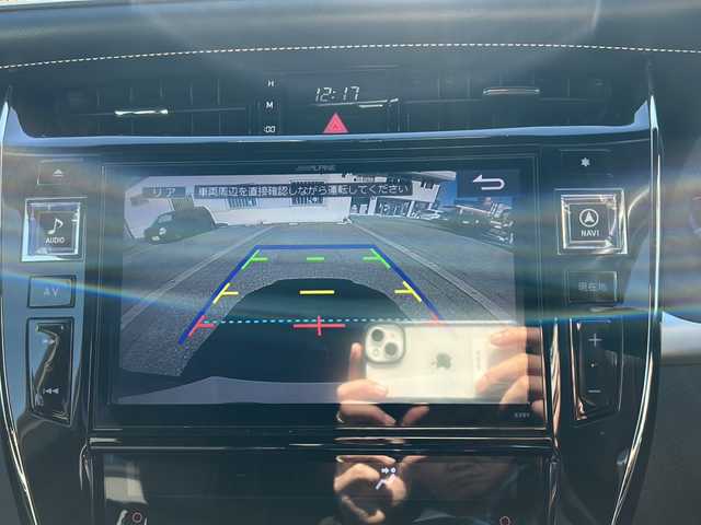 トヨタ ハリアー エレガンス 富山県 2017(平29)年 7万km ブラキッシュレッドマイカ ワンオーナー/スマートキー×２/ハーフレザーシート/ALPINE製9インチメモリーナビ(EX9V)/DVD/MSV/BT/フルセグTV/バックカメラ/9インチフリップダウンモニター(PXH9S-R)/ビルトインETC/ステアリングスイッチ/皮巻きステアリング/前後ドラレコ(ZDR-015)/パワーシート/クリアランスソナー/オートリトラミラー/レーダークルコン/純正17インチAW/横滑り防止装置/保証書・取説・ナビ取説