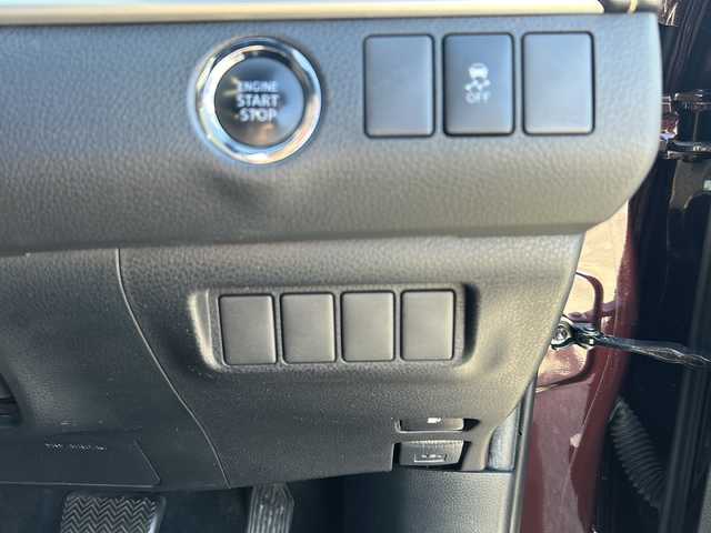 トヨタ ハリアー エレガンス 富山県 2017(平29)年 7万km ブラキッシュレッドマイカ ワンオーナー/スマートキー×２/ハーフレザーシート/ALPINE製9インチメモリーナビ(EX9V)/DVD/MSV/BT/フルセグTV/バックカメラ/9インチフリップダウンモニター(PXH9S-R)/ビルトインETC/ステアリングスイッチ/皮巻きステアリング/前後ドラレコ(ZDR-015)/パワーシート/クリアランスソナー/オートリトラミラー/レーダークルコン/純正17インチAW/横滑り防止装置/保証書・取説・ナビ取説