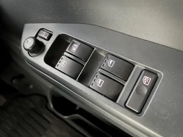 ダイハツ ウェイク D SA 三重県 2014(平26)年 6万km プラムブラウンクリスタルマイカ (株)IDOMが運営する【じしゃロン四日市店】の自社ローン対象車両になります。こちらは現金ご利用時の価格です。自社ローンご希望の方は別途その旨お申付け下さい。/純正メモリナビ（CD/AM/FM）/ワンセグTV/バックカメラ/衝突軽減システム/ETC/LEDヘッドライト/社外14インチAW/純正フロアマット