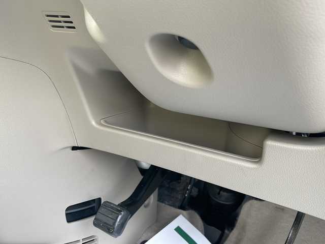 ホンダ Ｎ ＢＯＸ G Lパッケージ 岩手県 2014(平26)年 5.8万km ヒダマリアイボリーパール 4WD/純正ナビ(VXM-142VFi)/*CD/DVD/ラジオ/SD/Bluetooth/フルセグテレビ/バックカメラ/両側パワースライドドア/横滑り防止機能/スマートキー/プッシュスタート/ステアリングスイッチ/純正14inアルミホイール/純正フロアマット/電動格納ミラー/ウィンカーミラー/ドアバイザー