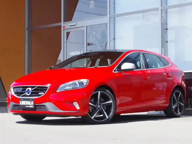 ボルボ,Ｖ４０,T5 Rデザイン,2014年式（平成26年式）,パッションレッド 