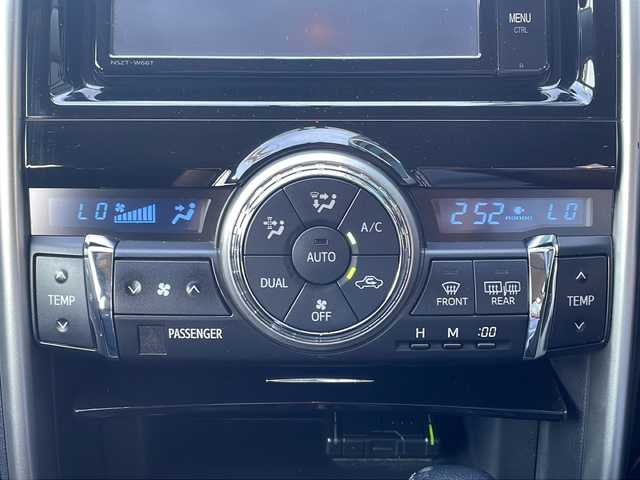 トヨタ マークＸ 250S GRスポーツ 大阪府 2018(平30)年 5.8万km プレシャスブラックパール 純正SDナビ：NSZT-W66T/【CD/DVD/SD/Bluetooth】/地デジ対応テレビ/バックカメラ　/ＨＩＤヘッドライト　/ＬＥＤデイライト　/オートライト機能　/ＧＲ専用/・セミバケットシート/・１９インチアルミ/・キャリパー　/パドルシフト　/チルトステアリング　/社外レーダー　/ビルトイン2.0ＥＴＣ/電動格納ウィンカーミラー