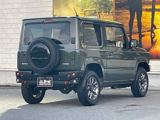 スズキ ジムニー XC 愛知県 2021(令3)年 0.8万km ジャングルグリーン ダムドlittleDグリル/ダムドlittleDフロントバンパー/ダムドlittleDリアバンパー/衝突軽減ブレーキ/クルーズコントロール/社外ナビ・フルセグTV/純正16インチアルミホイール/バックカメラ/シートヒーター/プッシュスタート/スマートキー