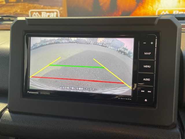 スズキ ジムニー XC 愛知県 2021(令3)年 0.8万km ジャングルグリーン ダムドlittleDグリル/ダムドlittleDフロントバンパー/ダムドlittleDリアバンパー/衝突軽減ブレーキ/クルーズコントロール/社外ナビ・フルセグTV/純正16インチアルミホイール/バックカメラ/シートヒーター/プッシュスタート/スマートキー