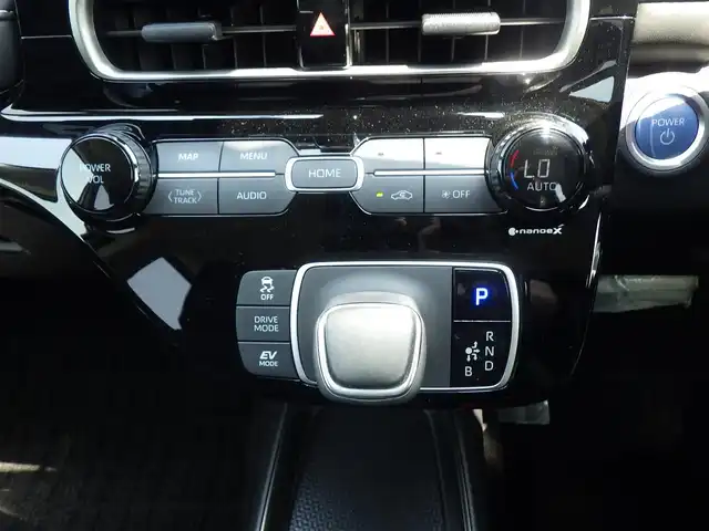 トヨタ アクア Z 千葉県 2021(令3)年 3.5万km クリアベージュメタリック Toyota Safety Sense/・プリクラッシュセーフティ/・レーンディパーチャーアラート/・オートハイビーム/・レーダークルーズコントロール/・RCTA（リヤクロストラフィックアラート）/・ブラインドスポットモニター/アイドリングストップ/10.5インチ純正コネクティッドナビ/地デジTV/【Bluetooth接続】/パノラミックビューモニター/ドライブレコーダー（前後撮影）【DC-DR652】/革巻きステアリング/ステアリングスイッチ/ETC/LEDヘッドライト/フォグライト/ウインカーミラー/クリアランスソナー/サイド/カーテンエアバッグ/スマートキー
