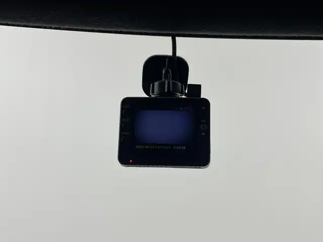 ダイハツ タント カスタム RS セレクション 埼玉県 2020(令2)年 2万km ブラックマイカメタリック/レーザーブルークリスタルシャイン 2トーン 社外ナビ（BT/AM/FM）/フルセグTV/ETC/バックカメラ/レーダークルーズコントロール/両側パワースライドドア/レーンキープアシスト/横滑り防止装置/盗難防止装置/コーナーセンサー/衝突軽減システム/LEDヘッドライト/ドライブレコーダー/プッシュスタート/スマートキー