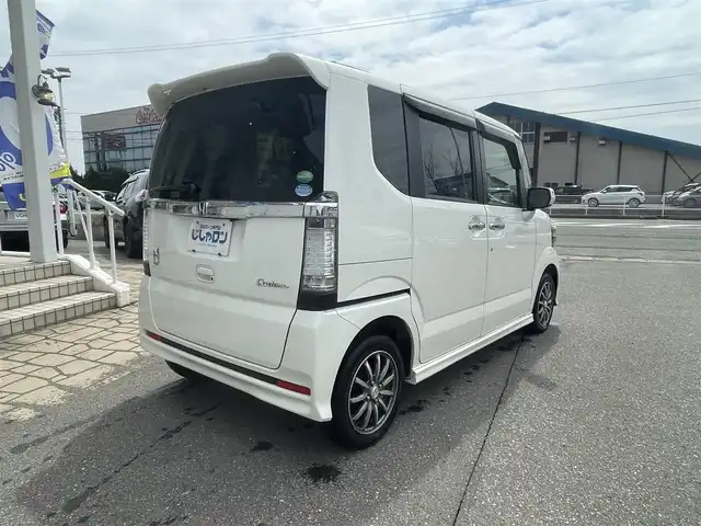 ホンダ Ｎ ＢＯＸ G ターボ SSパッケージ 秋田県 2014(平26)年 6.4万km プレミアムホワイトパール (株)IDOMが運営する【じしゃロン 秋田店】の自社ローン専用車両になります。こちらは現金またはオートローンご利用時の価格です。自社ローンご希望の方は別途その旨お申付け下さい/メモリナビ/フルセグテレビ/バックカメラ/ウィンカーミラー/プッシュスタート/両側パワースライドドア