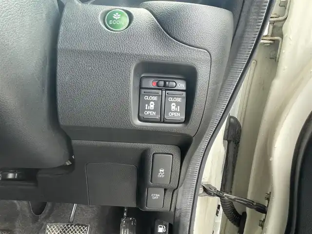 ホンダ Ｎ ＢＯＸ G ターボ SSパッケージ 秋田県 2014(平26)年 6.4万km プレミアムホワイトパール (株)IDOMが運営する【じしゃロン 秋田店】の自社ローン専用車両になります。こちらは現金またはオートローンご利用時の価格です。自社ローンご希望の方は別途その旨お申付け下さい/メモリナビ/フルセグテレビ/バックカメラ/ウィンカーミラー/プッシュスタート/両側パワースライドドア