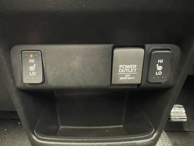 ホンダ Ｎ ＢＯＸ G ターボ SSパッケージ 秋田県 2014(平26)年 6.4万km プレミアムホワイトパール (株)IDOMが運営する【じしゃロン 秋田店】の自社ローン専用車両になります。こちらは現金またはオートローンご利用時の価格です。自社ローンご希望の方は別途その旨お申付け下さい/メモリナビ/フルセグテレビ/バックカメラ/ウィンカーミラー/プッシュスタート/両側パワースライドドア