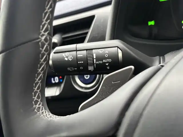 レクサス ＵＸ 250h アーバンエレガンス 福岡県 2021(令3)年 3.8万km ソニッククォーツ レクサスセーフティシステム/ドラレコ/バッグカメラ/全方位カメラ/BSM/レーンキープアシスト/コーナーセンサー/ナビ（BT、フルセグ、FM、AM）/CDチェンジャー/純正フロアマット/純正アルミホイール/オートライト/LED/クルコン/オートエアコン/パワーウィンドウ/ルーフレール/電動リアゲート/パワーシート/EVモード/スポーツモード/横滑り防止/盗難防止/エアバック