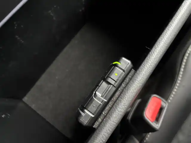 レクサス ＵＸ 250h アーバンエレガンス 福岡県 2021(令3)年 3.8万km ソニッククォーツ レクサスセーフティシステム/ドラレコ/バッグカメラ/全方位カメラ/BSM/レーンキープアシスト/コーナーセンサー/ナビ（BT、フルセグ、FM、AM）/CDチェンジャー/純正フロアマット/純正アルミホイール/オートライト/LED/クルコン/オートエアコン/パワーウィンドウ/ルーフレール/電動リアゲート/パワーシート/EVモード/スポーツモード/横滑り防止/盗難防止/エアバック