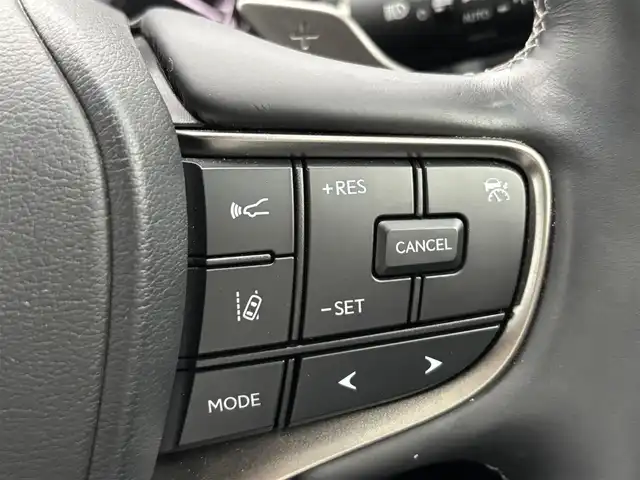 レクサス ＵＸ 250h アーバンエレガンス 福岡県 2021(令3)年 3.8万km ソニッククォーツ レクサスセーフティシステム/ドラレコ/バッグカメラ/全方位カメラ/BSM/レーンキープアシスト/コーナーセンサー/ナビ（BT、フルセグ、FM、AM）/CDチェンジャー/純正フロアマット/純正アルミホイール/オートライト/LED/クルコン/オートエアコン/パワーウィンドウ/ルーフレール/電動リアゲート/パワーシート/EVモード/スポーツモード/横滑り防止/盗難防止/エアバック