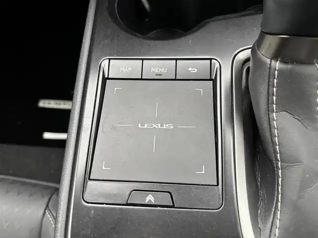 レクサス ＵＸ 250h アーバンエレガンス 福岡県 2021(令3)年 3.8万km ソニッククォーツ レクサスセーフティシステム/ドラレコ/バッグカメラ/全方位カメラ/BSM/レーンキープアシスト/コーナーセンサー/ナビ（BT、フルセグ、FM、AM）/CDチェンジャー/純正フロアマット/純正アルミホイール/オートライト/LED/クルコン/オートエアコン/パワーウィンドウ/ルーフレール/電動リアゲート/パワーシート/EVモード/スポーツモード/横滑り防止/盗難防止/エアバック