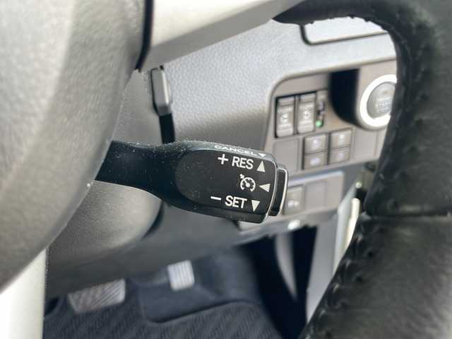 トヨタ タンク カスタムG 兵庫県 2019(令1)年 0.9万km パールホワイトⅢ 自店成約済み/他店落札不可/ワンオーナー/純正ディーラーナビ/　＜Bluetooth/MSB/フルセグTV/FM.AM＞/バックカメラ/両側パワースライドドア/プッシュスタート/スマートキー/ドライブレコーダー前/ビルトインETC/クルーズコントロール/両側パワースライドドア/コーナーセンサー/オートライト/純正ドアバイザー/純正マット/純正アルミホイール積み込み/保証書、取扱説明書