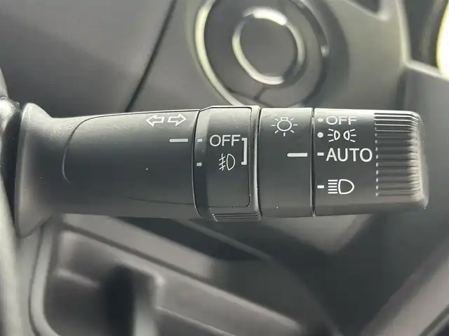 ホンダ Ｎ ＢＯＸ カスタム L ターボ 埼玉県 2022(令4)年 5.2万km メテオロイドグレーメタリック 純正８型ナビ　Ｂｌｕｅｔｏｏｔｈ　バックカメラ　フルセグＴＶ　両側パワースライドドア　ハーフレザーシート　シートヒーター　前後ドライブレコーダー　ビルドインＥＴＣ　クルーズコントロール　コーナーセンサ