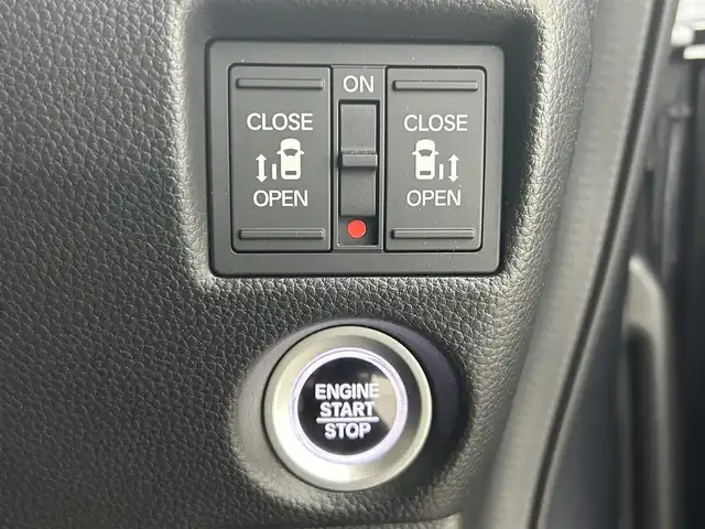 ホンダ Ｎ ＢＯＸ カスタム L ターボ 埼玉県 2022(令4)年 5.2万km メテオロイドグレーメタリック 純正８型ナビ　Ｂｌｕｅｔｏｏｔｈ　バックカメラ　フルセグＴＶ　両側パワースライドドア　ハーフレザーシート　シートヒーター　前後ドライブレコーダー　ビルドインＥＴＣ　クルーズコントロール　コーナーセンサ