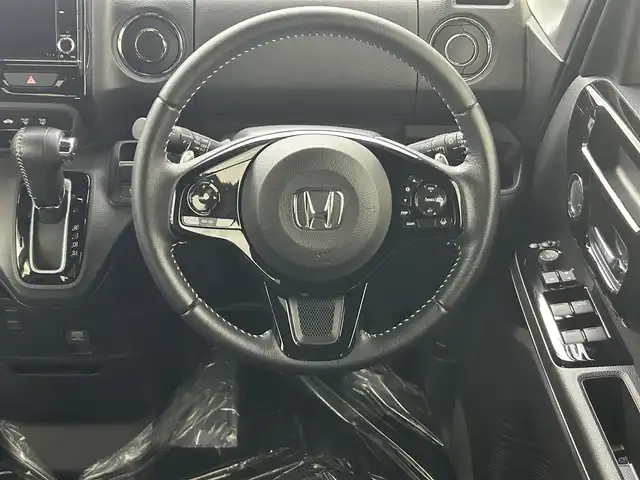 ホンダ Ｎ ＢＯＸ カスタム L ターボ 埼玉県 2022(令4)年 5.2万km メテオロイドグレーメタリック 純正８型ナビ　Ｂｌｕｅｔｏｏｔｈ　バックカメラ　フルセグＴＶ　両側パワースライドドア　ハーフレザーシート　シートヒーター　前後ドライブレコーダー　ビルドインＥＴＣ　クルーズコントロール　コーナーセンサ