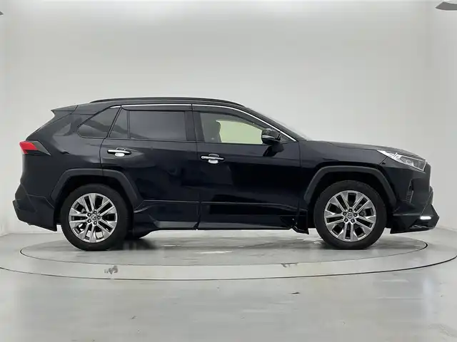 トヨタ ＲＡＶ４ G Zパッケージ 宮城県 2021(令3)年 3.2万km アティチュードブラックマイカ ＴＲＤエアロ　/デジタルインナーミラー　/パノラミックビューモニター/ブラインドスポットモニター　/パワーバックドア　/シートヒーター　/ステアリングヒーター　/パワーシート　/アダプティブクルーズ　/ＲＣＴＡ　/トヨタセーフティセンス　/禁煙車