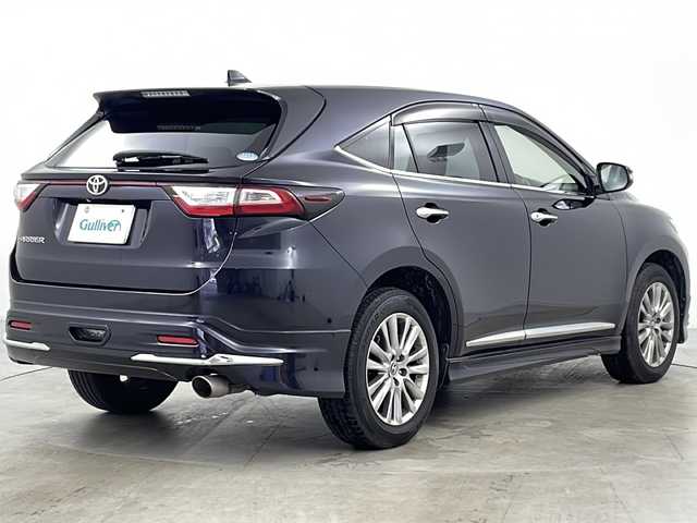 トヨタ ハリアー プレミアム 道央・札幌 2017(平29)年 8.7万km スパークリングブラックパールクリスタルシャイン ・4WD/・寒冷地仕様/・純正ナビ&BT&CD&DVD/・パワーバックドア/・バックカメラ/・トヨタセーフティセンス/・プリクラッシュセーフティ/・レーンディパーチャーアラート/・レーダークルーズコントロール/・レーンディパーチャーアラート/・ふらつき警報/・アイドリングストップ/・電動パーキングブレーキ/・D席パワーシート/・純正ビルトインETC/・ハーフレザーシート/・フロントワイパーデアイサー/・LEDヘッドライト/・LEDフォグランプ/・オートライト/・オートマチックハイビーム/・スマートキー/・スペアキー