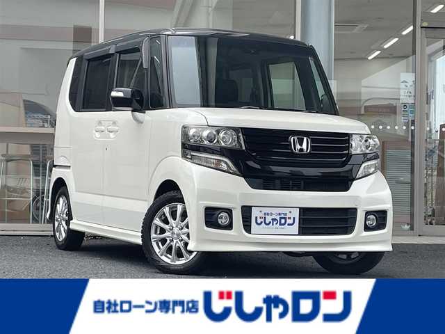 ホンダ Ｎ ＢＯＸ 2トーン カスタム G Aパッケージ 岐阜県 2014(平26)年 8.5万km プレミアムホワイトパール (株)IDOMが運営する【じしゃロン多治見店】の自社ローン専用車両になります。こちらは現金またはオートローンご利用時の価格です。自社ローンご希望の方は別途その旨お申付け下さい。/ディーラーオプションナビ/　（Bluetooth/DVD/ワンセグ）/左側パワースライドドア/バックカメラ/衝突軽減ブレーキ/オートライト/フォグランプ/電動格納ミラー