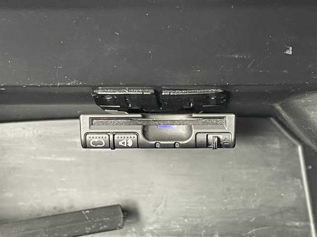 ホンダ Ｎ ＢＯＸ 2トーン カスタム G Aパッケージ 岐阜県 2014(平26)年 8.5万km プレミアムホワイトパール (株)IDOMが運営する【じしゃロン多治見店】の自社ローン専用車両になります。こちらは現金またはオートローンご利用時の価格です。自社ローンご希望の方は別途その旨お申付け下さい。/ディーラーオプションナビ/　（Bluetooth/DVD/ワンセグ）/左側パワースライドドア/バックカメラ/衝突軽減ブレーキ/オートライト/フォグランプ/電動格納ミラー
