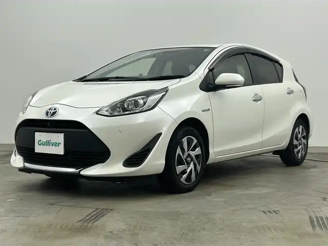 トヨタ アクア S スタイルブラック 岡山県 2020(令2)年 5.7万km ホワイトパールクリスタルシャイン 純正9インチSDナビゲーション/(CD/DVD/SD/BT/フルセグTV)/全周囲カメラ/ビルトインETC2.0/純正ドライブレコーダー前方/スマートキー/プッシュスタート/衝突軽減ブレーキ/レーンキープアシスト/オートハイビームアシスト/LEDオートヘッドライト/ステアリングスイッチ