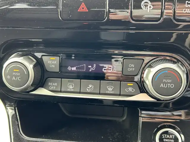 日産 セレナ ハイウェイスター Vセレクション 島根県 2017(平29)年 3.5万km ブリリアントホワイトパール 登録時走行距離34386km/純正ナビ/Bluetooth・AM・FM・CD・DVD/フルセグTV/両側パワースライドドア/ハンズフリーオートスライドドア/デジタルインナーミラー/アルパイン後席モニター/プロパイロット/レーダークルーズコントロール/前後コーナーセンサー/横滑り防止装置/衝突被害軽減ブレーキ/レーンキープアシスト/全周囲カメラ/ETC/社外ドライブレコーダー/プッシュスタート/スマートキー（×1）/純正AW16インチ/LEDヘッドライト/オートライト