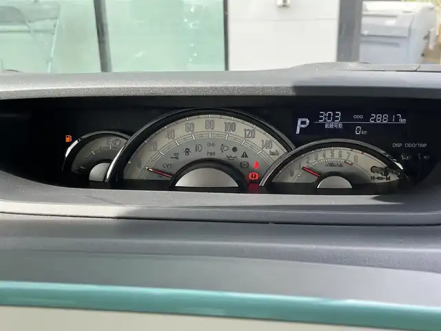 ダイハツ ムーヴ キャンバス G メイクアップ VS SAⅢ 奈良県 2022(令4)年 2.9万km パールホワイトⅢ/シルキーブルーパール 2トーン KENWOODナビ/（ＴＶ／ＢＴ／ＣＤ／ＤＶＤ）/全方位モニター/コーナーセンサー（後方）/衝突軽減システム/レーンキープアシスト/両側パワースライドドア/運転席シートヒーター/ＬＥＤヘッドライト/社外前後ドライブレコーダー/ＥＴＣ/純正ホイールキャップ/保証書/取り扱い説明書/スペアキーX1