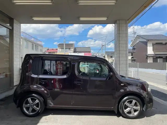 日産 キューブ 15X Vセレクション 愛知県 2010(平22)年 8.6万km ビターショコラ /当店買取/禁煙/1オーナー//純正ナビ//Bluetooth/地デジ/CD/DVD//スマートキー//革巻きステアリング//ベンチシート//純正フロアマット/ドアバイザー//電動格納ミラー//保証書