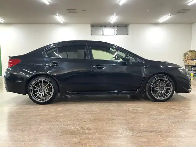 スバル ＷＲＸ ＳＴＩ STI 道央・札幌 2016(平28)年 8.5万km クリスタルブラックシリカ 6MT/ハーフレザーシート/RAYS18インチAW/HKSメタルメタルキャタライザー（触媒）/純正SDナビ/フルセグTV/SD/DVD/Bluetooth/MS/SD/バックカメラ/サイドカメラ/ブラインドスポットモニター/社外LEDヘッドライト/社外ドアミラーウインカー/純正トランクスポイラー/プッシュスタート/ステアリングリモコン/横滑り防止/ヘッドライトレベライザー/パワーシート（D席）/ETC/純正フロアマット/ドアバイザー/保証書/取扱説明書/ナビ説明書