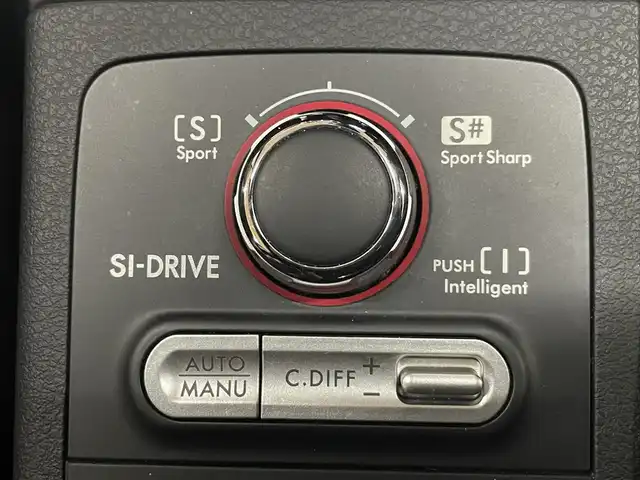 スバル ＷＲＸ ＳＴＩ STI 道央・札幌 2016(平28)年 8.5万km クリスタルブラックシリカ 6MT/ハーフレザーシート/RAYS18インチAW/HKSメタルメタルキャタライザー（触媒）/純正SDナビ/フルセグTV/SD/DVD/Bluetooth/MS/SD/バックカメラ/サイドカメラ/ブラインドスポットモニター/社外LEDヘッドライト/社外ドアミラーウインカー/純正トランクスポイラー/プッシュスタート/ステアリングリモコン/横滑り防止/ヘッドライトレベライザー/パワーシート（D席）/ETC/純正フロアマット/ドアバイザー/保証書/取扱説明書/ナビ説明書