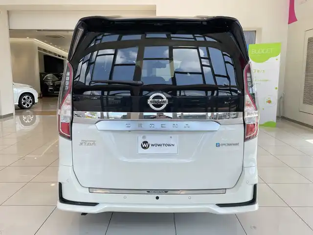 日産 セレナ e－パワー HWS V アーバンクロム 埼玉県 2021(令3)年 5.8万km ブリリアントホワイトパール 2トーン エマージェンシーブレーキ /プロパイロット /純正10インチメモリナビ/　　CD/DVD/BT/フルセグ /アラウンドビューモニター /両側パワースライドドア /LEDオートライト /純正16インチアルミホイール /電子パーキング/ステアリングスイッチ /純正ETC
