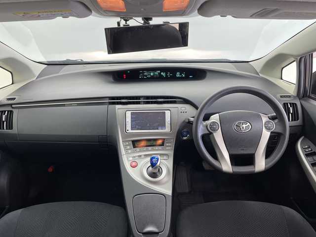 トヨタ プリウス S 愛知県 2013(平25)年 8万km ボルドーマイカメタリック 純正ナビ/・地デジ/・Bluetooth/・CD/・SD音楽録音/バックカメラ/前方ドライブレコーダー/ビルドインＥＴＣ/スマートキー/スペアキー/エンジンスタートボタン