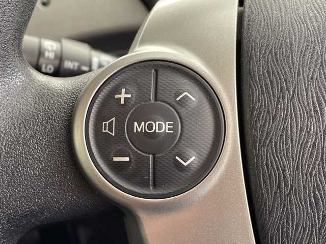 トヨタ プリウス S 愛知県 2013(平25)年 8万km ボルドーマイカメタリック 純正ナビ/・地デジ/・Bluetooth/・CD/・SD音楽録音/バックカメラ/前方ドライブレコーダー/ビルドインＥＴＣ/スマートキー/スペアキー/エンジンスタートボタン