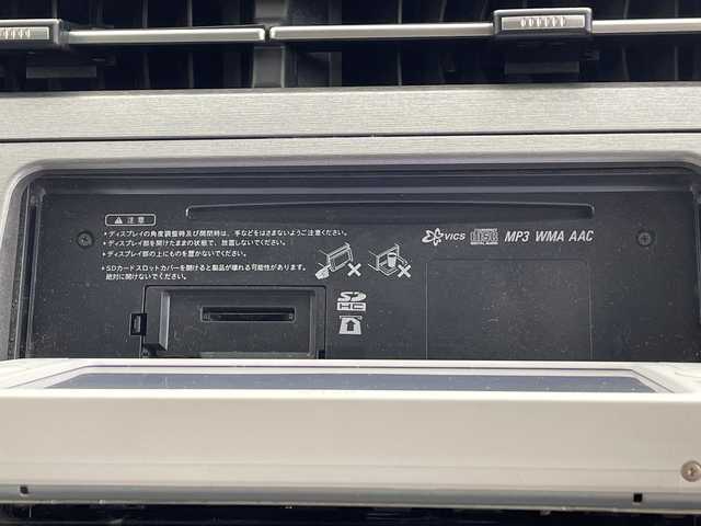 トヨタ プリウス S 愛知県 2013(平25)年 8万km ボルドーマイカメタリック 純正ナビ/・地デジ/・Bluetooth/・CD/・SD音楽録音/バックカメラ/前方ドライブレコーダー/ビルドインＥＴＣ/スマートキー/スペアキー/エンジンスタートボタン
