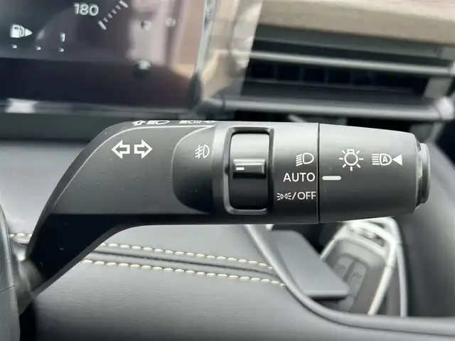 日産 セレナ e－パワー ハイウェイスター V 和歌山県 2025(令7)年 0.1千km プリズムホワイト 登録済未使用車/純正ナビ/フルセグTV/(AM/FM/USB/Bluetooth)/全方位カメラ/フリップダウンモニター/デジタルインナーミラー/衝突軽減ブレーキ/横滑り防止機能/コーナーセンサー/レーンキープアシスト/ブラインドスポットモニター/電動パーキング/オートホールド/両側パワースライドドア/ETC/置くだけ充電/LEDヘッドライト/オートライト/プッシュスタート/スマートキー