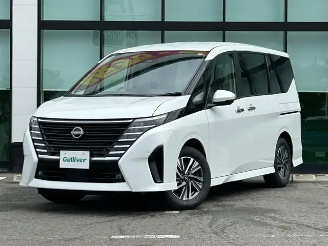 日産 セレナ e－パワー ハイウェイスター V 和歌山県 2025(令7)年 0.1千km プリズムホワイト 登録済未使用車/純正ナビ/フルセグTV/(AM/FM/USB/Bluetooth)/全方位カメラ/フリップダウンモニター/デジタルインナーミラー/衝突軽減ブレーキ/横滑り防止機能/コーナーセンサー/レーンキープアシスト/ブラインドスポットモニター/電動パーキング/オートホールド/両側パワースライドドア/ETC/置くだけ充電/LEDヘッドライト/オートライト/プッシュスタート/スマートキー