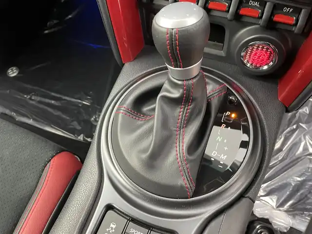 トヨタ ８６ GT リミテッド 埼玉県 2016(平28)年 5万km ダークグレーメタリック ＴＯＭ‘Ｓエアロ　ＴＯＭ‘Ｓマフラー　Ｗｏｒｋ１８アルミ　純正ナビ　フルセグＴＶ　バックカメラ　クルーズコントロール　ＬＥＤヘッドライト　ハーフレザーシート　　シートヒーター　ＥＴＣ　フロアマット