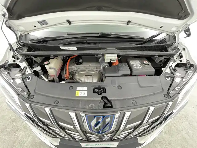 トヨタ アルファードハイブリット SR Cパッケージ 千葉県 2019(平31)年 4万km ホワイトパールクリスタルシャイン 4WD/禁煙車/プリクラッシュセーフティ/レーントレーシングアシスト/モデリスタエアロ/モデリスタアルミホイール/純正10インチナビ/・NSZN-Z68T/・CD/DVD/BT/フルセグ/デジタルインナールームミラー/レザーシート/１列目2列目シートヒーター/前席シートベンチレーション/ステアリングヒーター/AC100V1500W電源/電動リヤゲート/LEDヘッドライト/オートライト/オートハイビーム/スマートキー