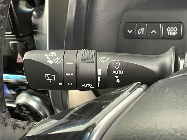 トヨタ アルファードハイブリット SR Cパッケージ 千葉県 2019(平31)年 4万km ホワイトパールクリスタルシャイン 4WD/禁煙車/プリクラッシュセーフティ/レーントレーシングアシスト/モデリスタエアロ/モデリスタアルミホイール/純正10インチナビ/・NSZN-Z68T/・CD/DVD/BT/フルセグ/デジタルインナールームミラー/レザーシート/１列目2列目シートヒーター/前席シートベンチレーション/ステアリングヒーター/AC100V1500W電源/電動リヤゲート/LEDヘッドライト/オートライト/オートハイビーム/スマートキー