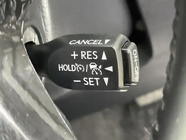 トヨタ アルファードハイブリット SR Cパッケージ 千葉県 2019(平31)年 4万km ホワイトパールクリスタルシャイン 4WD/禁煙車/プリクラッシュセーフティ/レーントレーシングアシスト/モデリスタエアロ/モデリスタアルミホイール/純正10インチナビ/・NSZN-Z68T/・CD/DVD/BT/フルセグ/デジタルインナールームミラー/レザーシート/１列目2列目シートヒーター/前席シートベンチレーション/ステアリングヒーター/AC100V1500W電源/電動リヤゲート/LEDヘッドライト/オートライト/オートハイビーム/スマートキー
