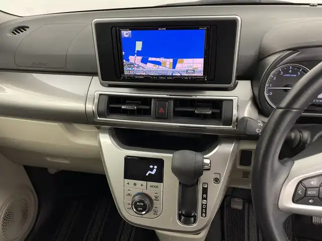 ダイハツ キャスト スタイル G SAⅡ 鹿児島県 2016(平28)年 7.8万km パールホワイトⅢ 禁煙車/スマートアシストII/・衝突被害軽減ブレーキ/・車線逸脱警報/・誤発進抑制機能/・先行車発進告知/社外SDナビ/・CD/・DVD/・SD/・Bluetooth/・USB/・フルセグTV/バックカメラ/ETC/純正15インチAW/ベンチシート/ステアリングスイッチ/横滑り防止/アイドリングストップ/コーナーセンサー/ウィンカーミラー/電動格納ミラー/LEDオートヘッドライト/フォグライト/スマートキー