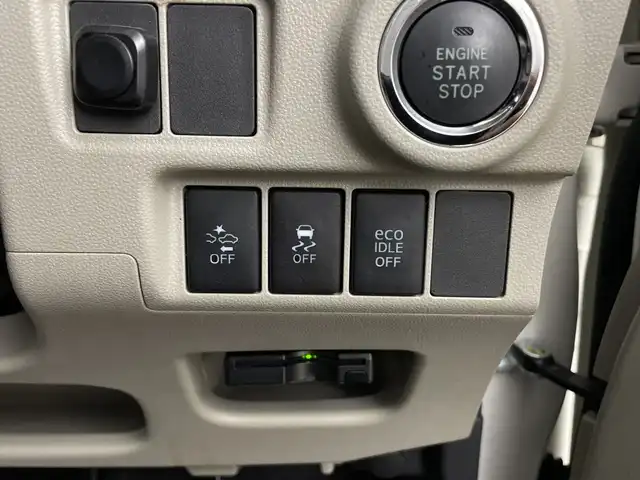 ダイハツ キャスト スタイル G SAⅡ 鹿児島県 2016(平28)年 7.8万km パールホワイトⅢ 禁煙車/スマートアシストII/・衝突被害軽減ブレーキ/・車線逸脱警報/・誤発進抑制機能/・先行車発進告知/社外SDナビ/・CD/・DVD/・SD/・Bluetooth/・USB/・フルセグTV/バックカメラ/ETC/純正15インチAW/ベンチシート/ステアリングスイッチ/横滑り防止/アイドリングストップ/コーナーセンサー/ウィンカーミラー/電動格納ミラー/LEDオートヘッドライト/フォグライト/スマートキー