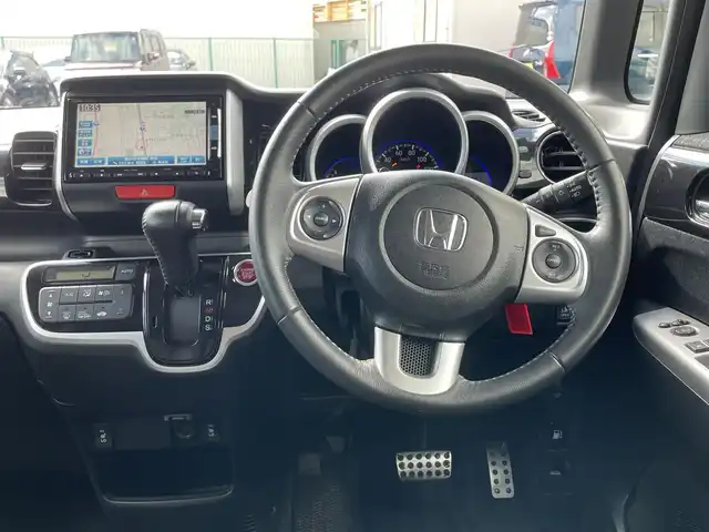 ホンダ Ｎ ＢＯＸ カスタム G ターボ Lパッケージ 福島県 2015(平27)年 7.6万km スマートブラック 純正ナビゲーション/型番：VXM-152VFi/【CD/DVD/SD/USB/BT/TV】/バックカメラ/ETC/両側電動スライドドア/前席シートヒーター/クルーズコントロール/パドルシフト/ステアリングリモコン/ドアハンドルプロテクター/HIDオートライト/シートバックテーブル/リアドアサンシェード/純正フロアマット/ドアバイザー