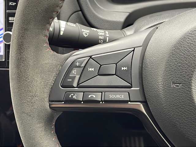 日産 ノート e－パワー ニスモ 千葉県 2018(平30)年 5.3万km 白 衝突軽減ブレーキ/レーンキープアシスト/純正SDナビ/（フルセグ/Bluetooth/FM/AM）/全方位カメラ/バックカメラ/ETC/純正アルミホイール/純正フロアマット/ドライブレコーダー（前後）/デジタルインナーミラー/LEDヘッドライト