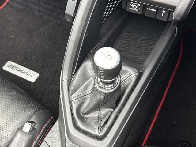 ホンダ Ｓ６６０ α 大阪府 2016(平28)年 2万km アドミラルグレーメタリック ワンオーナー　/ＭＵＧＥＮマフラー　/ＭＵＧＥＮリアウィング　/ＭＵＧＥＮフロアマット　/モデューロアルミホイール１６インチ/FM/AM/ＨＤＭＩ　/黒幌ルーフ/バックカメラ　/スペアキー　/ドライブレコーダー　/センターディスプレイ　/ＥＴＣ