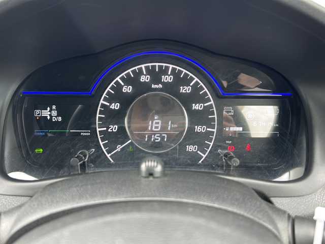 日産 ノート e－パワー X 山梨県 2017(平29)年 6.8万km スーパーブラック エマージェンシーブレーキ/純正ナビ/　(CD/AUX/BT/フルセグ)/バックカメラ/LEDオートライト/社外15インチアルミホイール/オートエアコン/スマートキー/ETC2.0