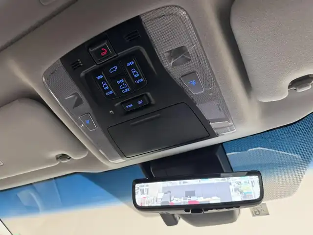 トヨタ アルファード S Cパッケージ 三重県 2020(令2)年 5.7万km ホワイトパールクリスタルシャイン ガソリン/FF/MTモード付インパネCVT/純正 9インチディスプレイオーディオ＋ナビ/（FM/AM/CD*/DVD*/USB/iPod/Bluetooth/TV/Miracast/CarPlay/AndroidAuto）/12.1インチ 後席モニター V12T-R68C/バックガイドモニター/モデリスタエアロ（F/S/R下）、スポーツマフラー/ブラックグリル（社外品?）/両側パワースライドドア/ETC/Toyota Safety Sense/・プリクラッシュセーフティ/・レーントレーシングアシスト/・クリアランスソナー/・パーキングサポートブレーキ/・アダプティブハイビームシステム/・レーダークルコン/・ロードサインアシスト/・先行車発進告知機能/・ブラインドスポットモニター＋リヤクロストラフィックアラート*/など/装備/・ツインムーンルーフ*/・デジタルインナーミラー*/・合皮シート/・パワーシート（D/N）/・エグゼクティブパワーシート（電動リクライニング＆オットマン（N/2nd））/・パワーバックドア/・シートヒーター・ベンチレーション（D/N）/・ステアリングヒーター/・オートライト/・3眼LEDヘッドランプ/・左右・後席独立オートエアコン/・純正18AW/・保/取/・スマートキーx1/など